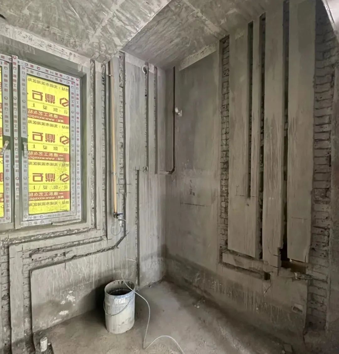 乐鱼页面在线登录家装课堂 | 装修大实话：水路走顶还是走地，到底哪个好？