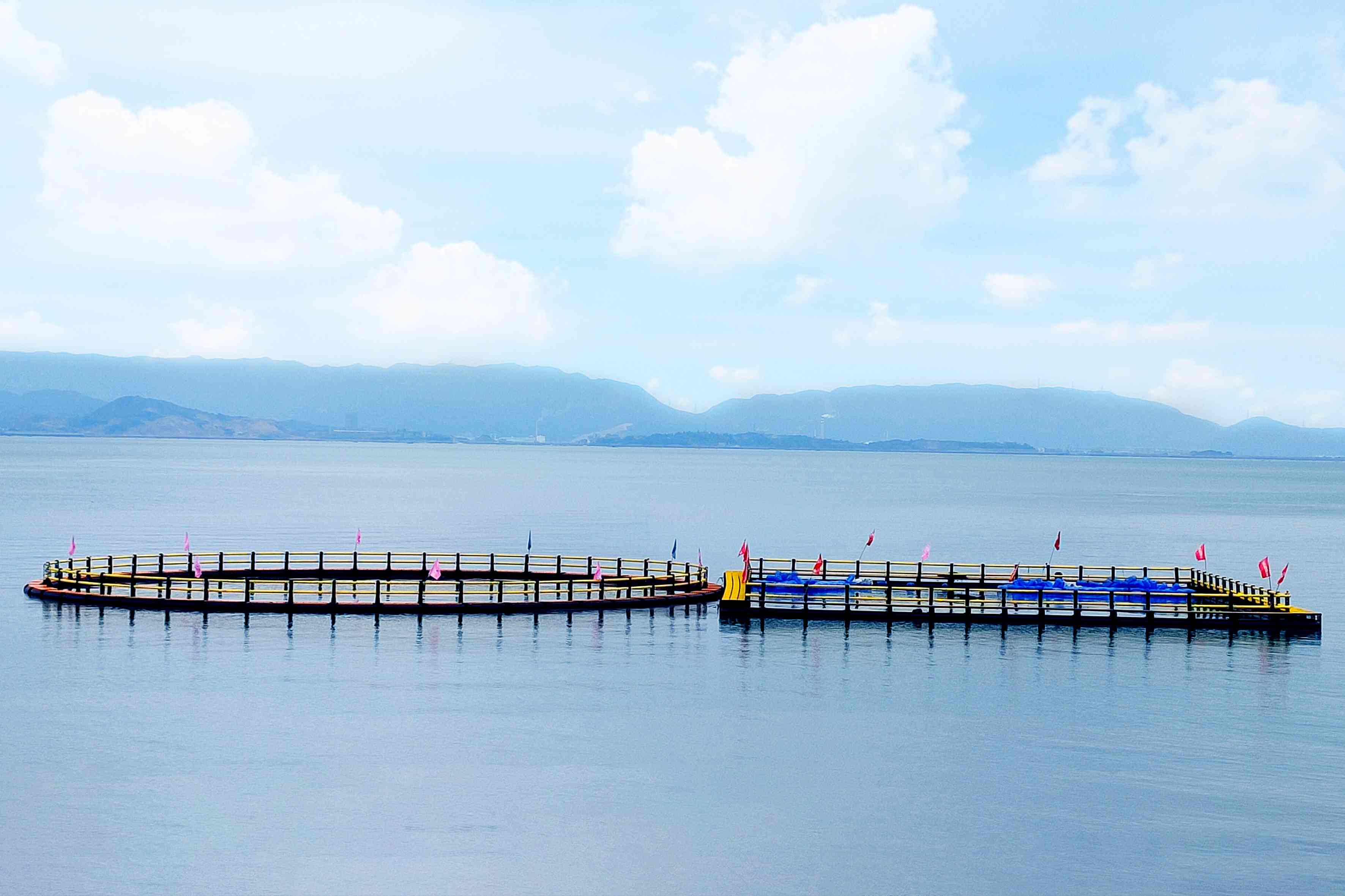 乐鱼页面在线登录海洋养殖装备设施系统-海洋网箱