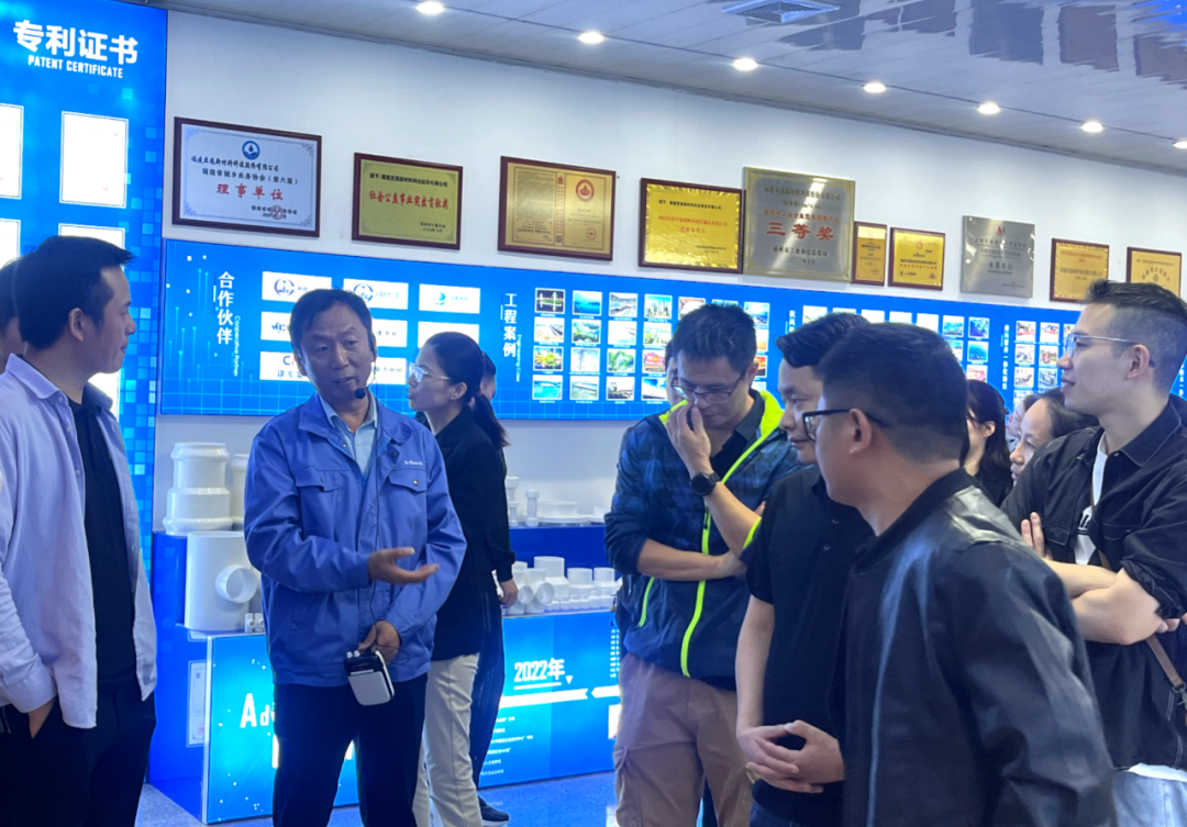 1731130880116792.png 2.png