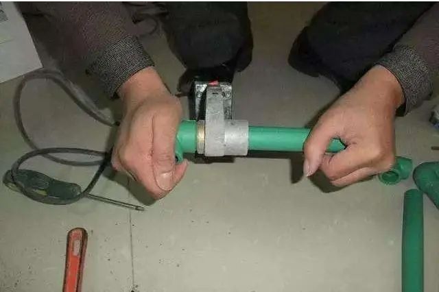 1735874842103749.jpg 2.jpg